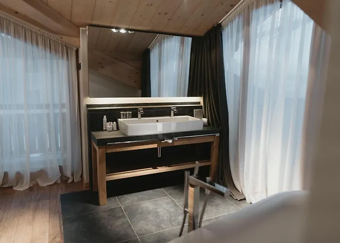 Eco & Wellness Boutique Sonne 4* Ливиньо