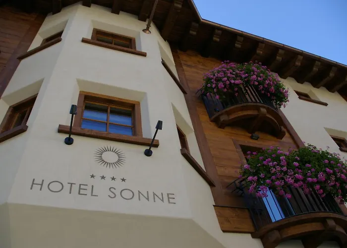 Отель Eco & Wellness Boutique Sonne 4*